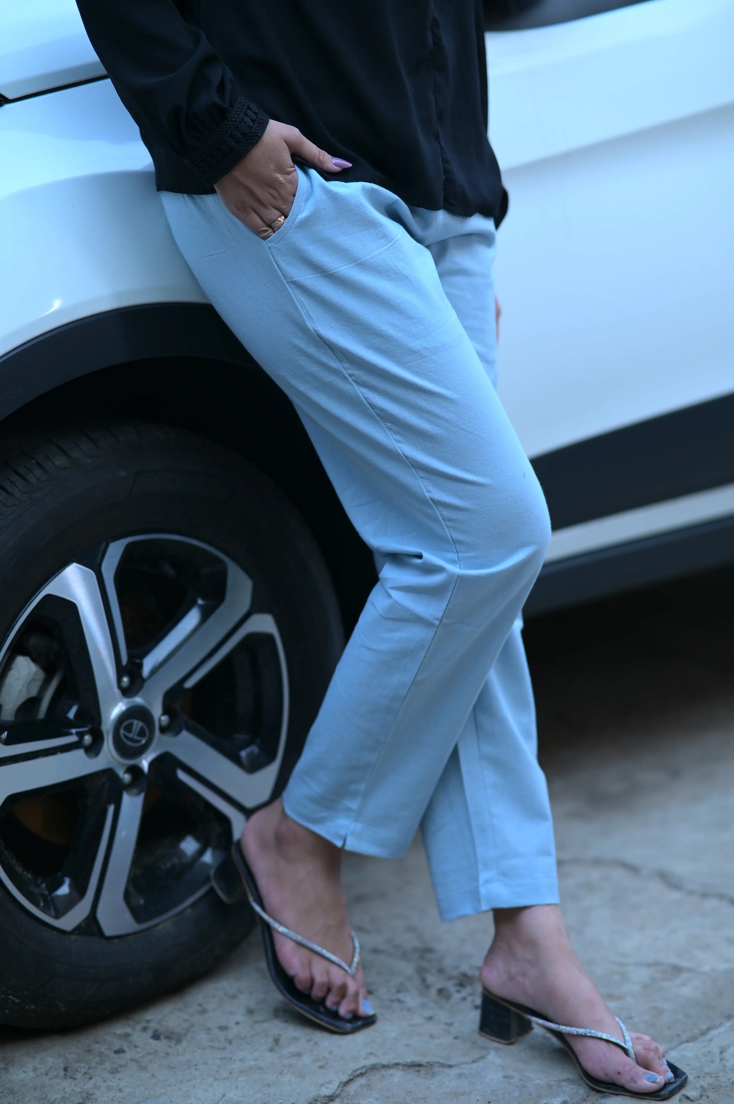 English Blue Cozy Linen Pants.